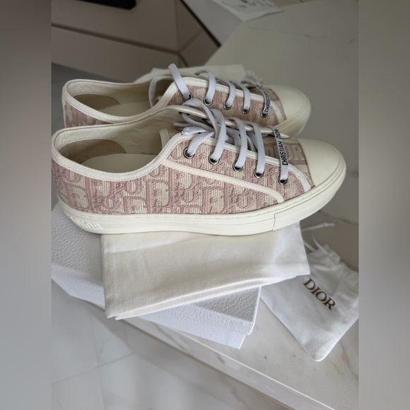 Dior Women's WALK’N’DIOR Sneakers 39 - Picture 3 of 10